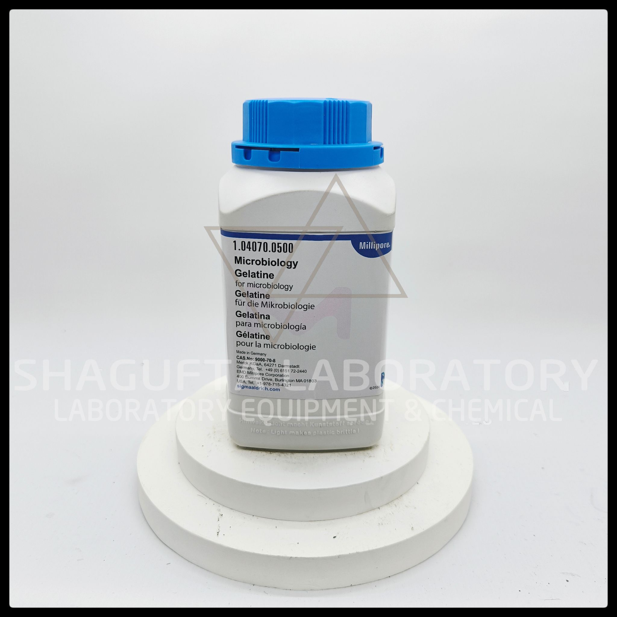 Gelatine for Microbiology Merck Millipore Cat. No. 104070 merupakan bahan media mikrobiologi berkualitas tinggi yang digunakan sebagai komponen kultur mikroorganisme, pengujian aktivitas gelatinase, dan formulasi media laboratorium mikrobiologi. Cocok untuk QC industri, research, pendidikan, dan laboratorium profesional.
