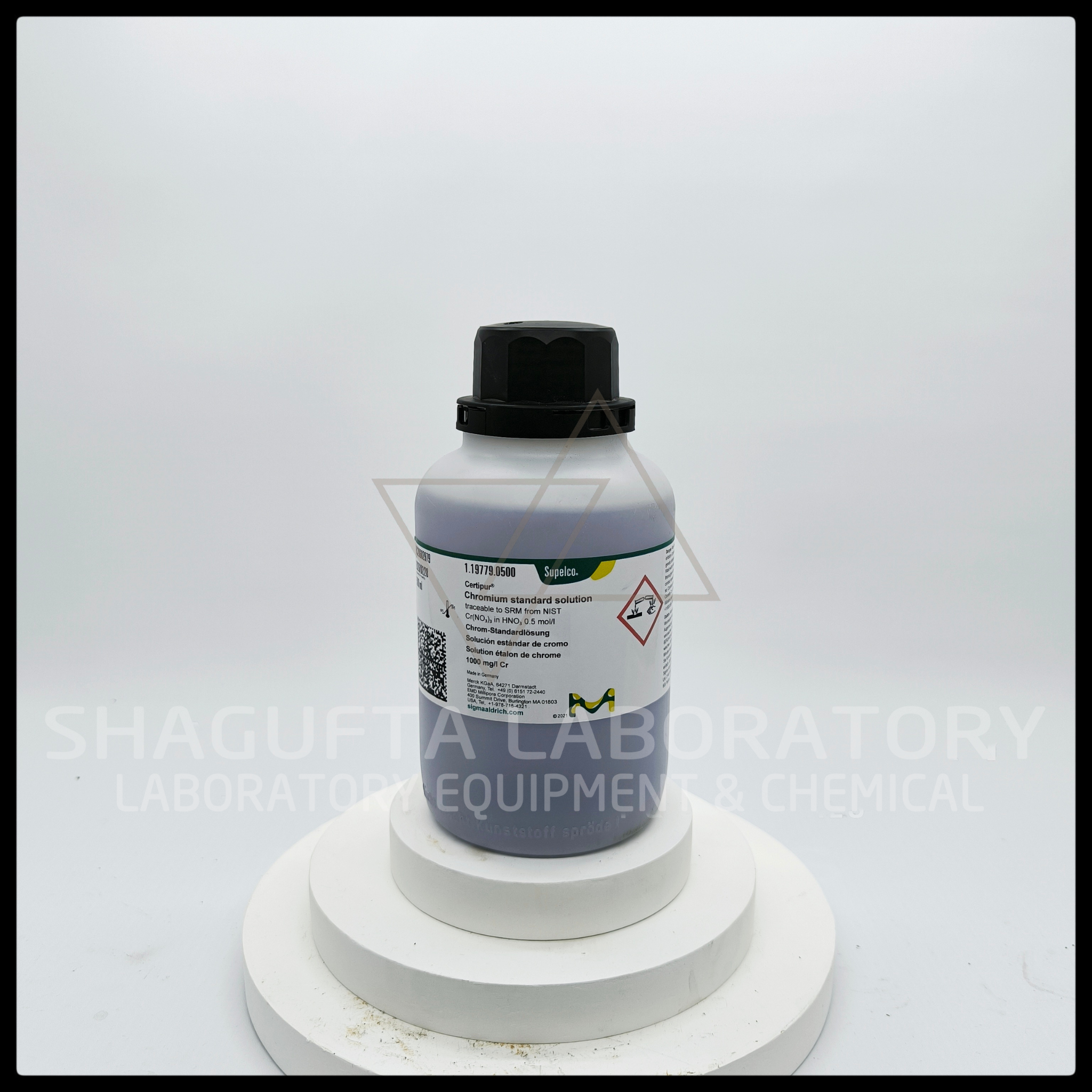 Chromium Standard Solution 1000 mg/L Cr Certipur® Merck merupakan larutan standar kromium berkualitas analytical grade untuk kalibrasi instrumen AAS, ICP-OES, dan ICP-MS. Memiliki traceability terhadap NIST sehingga memberikan hasil analisis akurat dan konsisten untuk kebutuhan laboratorium QC, penelitian, lingkungan, industri, dan pendidikan.